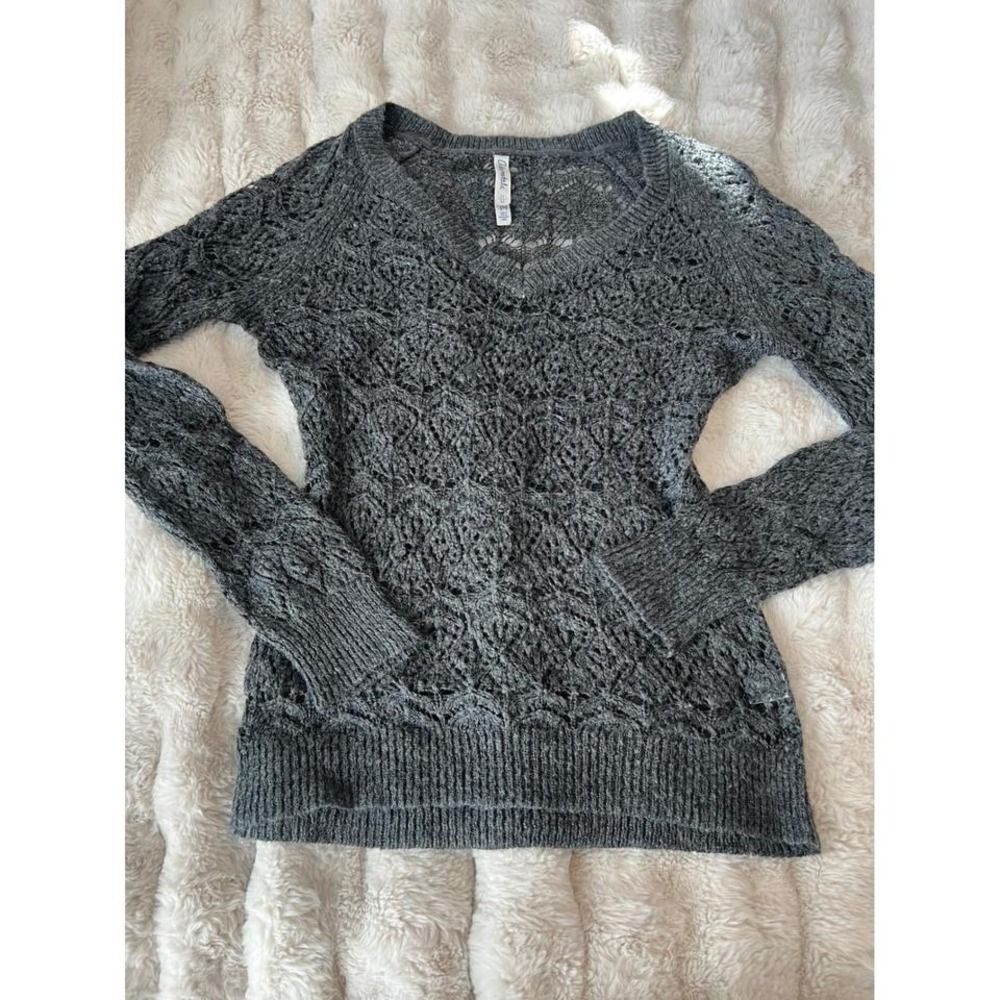 Y2k Aeropostale Womens Grey Knit‎ Crochet Sweater Size M V Neck
